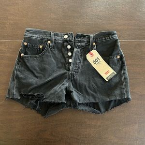 BRAND NEW WITH TAGS Levi’s Black Shorts 501 High Rise Women’s Size 27